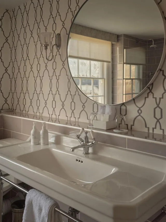 غرفة سوبيريور بسرير كوين، The Queensberry Hotel 7/8