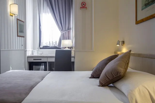 غرفة مفردة بسرير مزدوج، Flora Hotel Milan 8/10