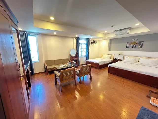 غرفة ديلوكس عائلية بسرير كوين وسرير فردي، A25 Hotel - No. 137 Nguyen Du 10/10