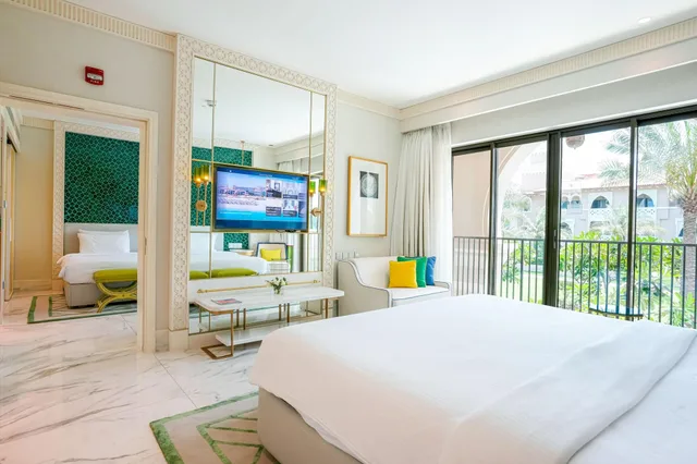 غرفة عائلية بسريرين منفصلين بإطلالة على الحديقة بغرفتي نوم، Rixos Premium Saadiyat Island 1/5