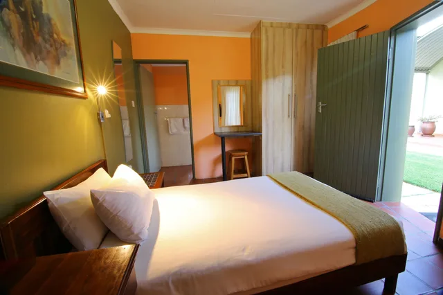غرفة تنفيذية بسرير مزدوج، Kalahari Arms Hotel 3/10