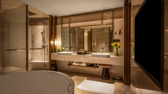 1 Bedroom, Suite, Dining Area، Intercontinental Tianjin Yujiapu Hotel And Residences 2/2