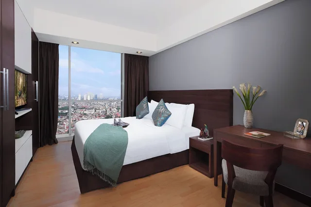 2 Bedrooms, Premier, Apartment, 1 King and 1 Single Beds, Somerset Kencana Jakarta 2/3