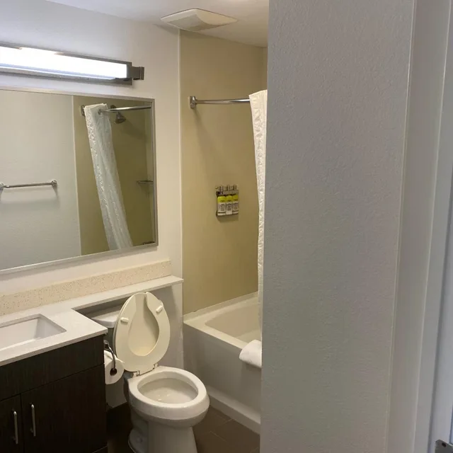 جناح بغرفة نوم واحدة، Candlewood Suites Hattiesburg 2/2