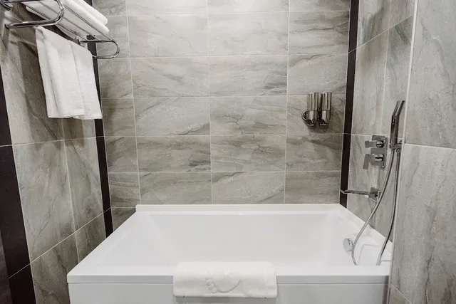 Executive, Suite, King Bed, Sofa, Living Area, Kitchenette, Best Western Plus Batumi 3/3