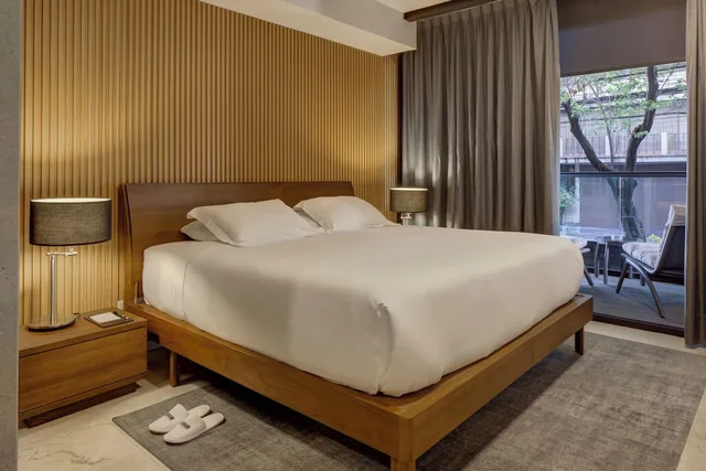 Master, Suite, King Bed, MX Grand Suites 3/8