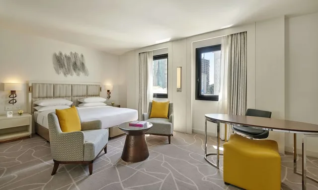 غرفة كلوب بسرير كينج، Hyatt Regency Addis Ababa 4/7