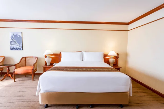 غرفة بريميير بسرير كينج، Centara Riverside Hotel Chiang Mai 1/4
