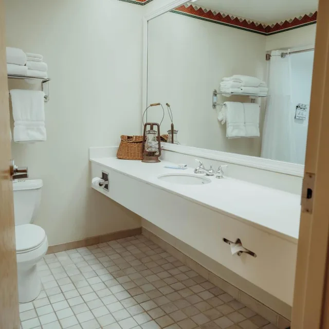 غرفة بسريرين كوين، Wildwood Lodge 6/6