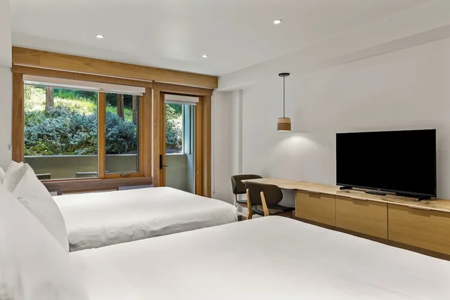 غرفة بسريرين كوين، Otter Hotel 1/3