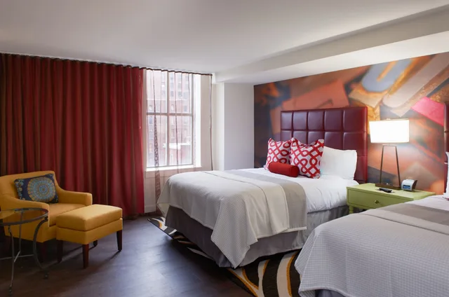 غرفة قياسية بسرير كينج، Hotel Indigo Nashville at The Countrypolitan 6/10