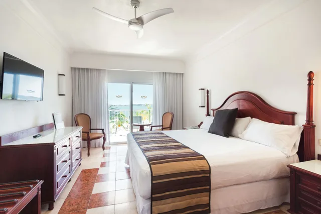 Double Room Ocean Front DBMB، RIU Negril All Inclusive 4/8