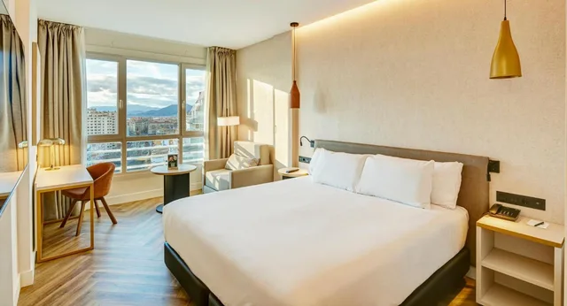 غرفة بريميوم مفردة بشرفة بإطلالة، Sercotel HMO Martina Granada 1/4