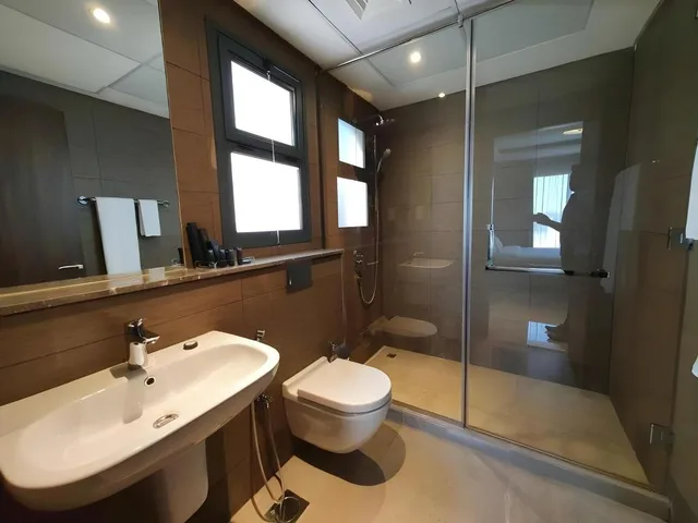 1 Bedroom, Superior, Suite, Queen Bed, The Jewel Hotel 8/10
