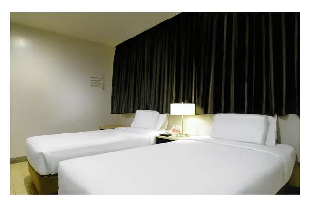 غرفة قياسية بسريرين منفصلين، Go Hotels Iligan 3/10