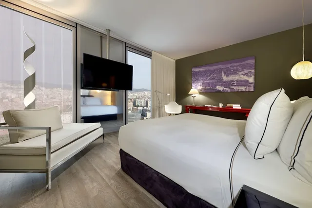 The Level, Family Suite, Twin Beds, City View, Sofa، MELIA BARCELONA SKY 5/10