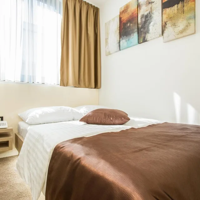 غرفة مفردة، Hotel National 6/10