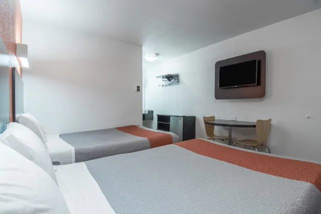 غرفة ديلوكس رباعية، Motel6 Bakersfield, CA - Central 6/10