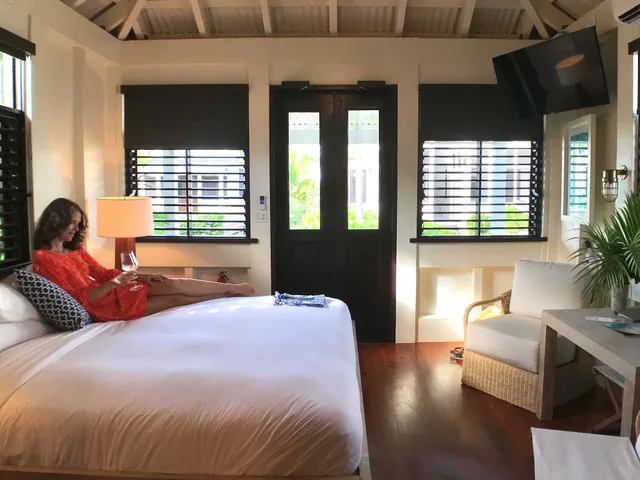 كوخ بسرير كينج، Mahogany Bay Resort & Beach Club, Curio Collection by Hilton 4/7