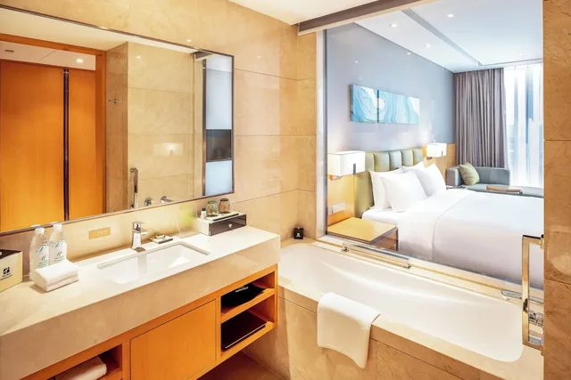 غرفة قياسية بسرير كينج بإطلالة على النهر، Holiday Inn Neijiang Riverside 7/7