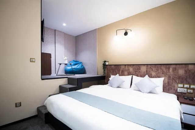 Micro Room, Studio, Harbour Ville Hotel Hamilton - Lavender 2/3