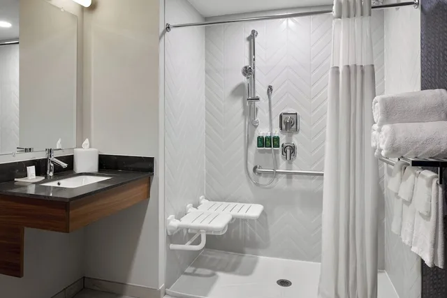 غرفة بسريرين كوين لذوي الإعاقة، Fairfield Inn And Suites By Marriott Virginia Beach Norfolk Airport 2/3