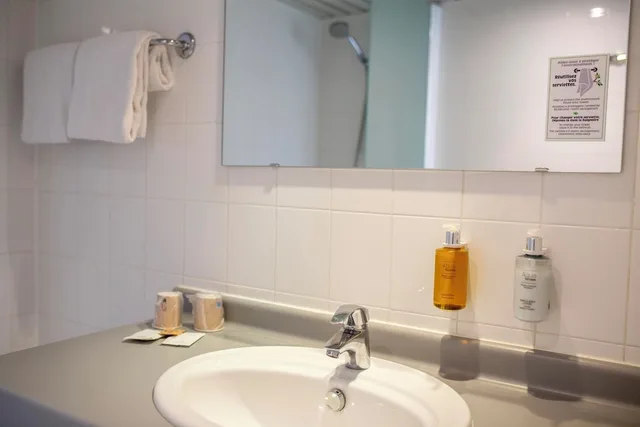 غرفة سوبيريور بسرير مزدوج، Hotel Paradis De Lourdes 10/10