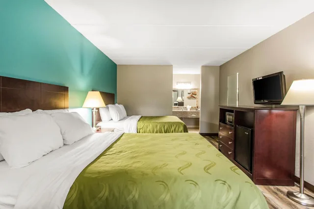 غرفة قياسية بسريرين كوين، Quality Inn And Suites Vidalia 1/8
