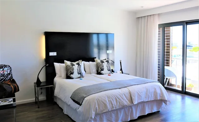 Art, Deluxe, King Bed, Sea View, Xl، Dysart Boutique Hotel 1/2