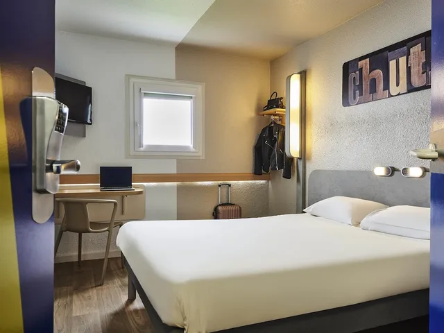 غرفة بسرير مزدوج، Ibis Budget Versailles Chateau Saint Cyr 3/4