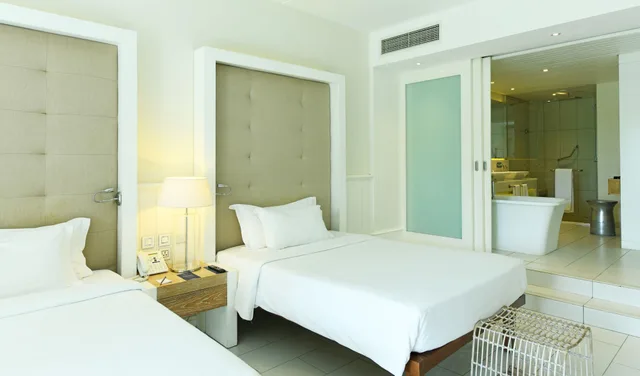 Premium, King Bed, Ocean View, Radisson Blu Azuri Resort and Spa 6/10