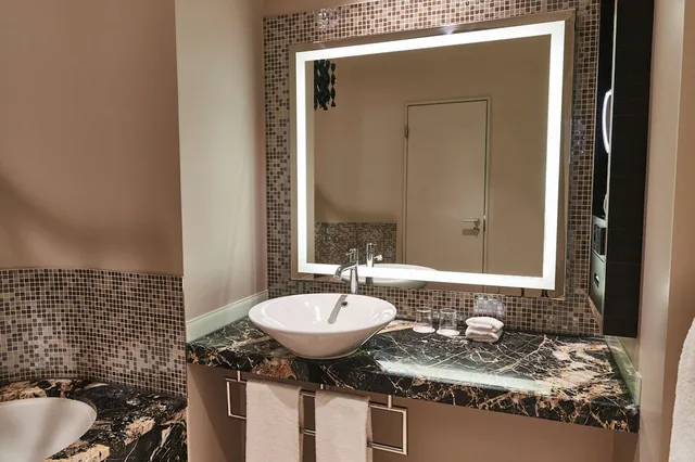غرفة سوبيريور بسرير مزدوج، Steigenberger Grandhotel Hande 4/8