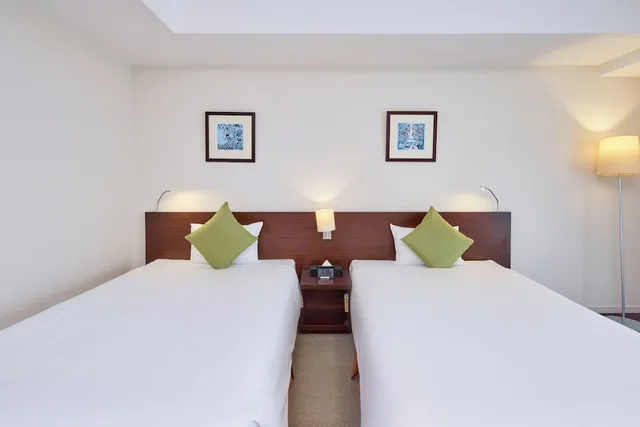 Universal, Twin Beds, 3 Beds، Hotel Yugaf Inn Okinawa 6/10