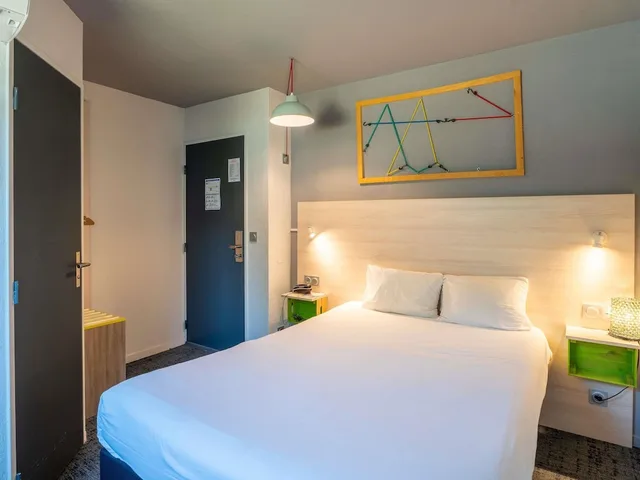 Pure, Double Bed، Greet Hotel Bordeaux Aeroport 8/10
