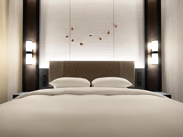 Renovated, Standard, King Bed، Grand Prince Hotel Osaka Bay 2/4