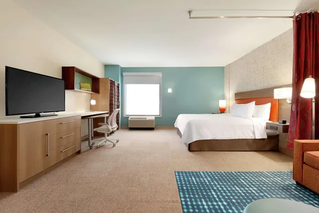 جناح استوديو بسرير كينج مع أريكة لذوي الإعاقة، Home2 Suites By Hilton Greece Rochester 1/4