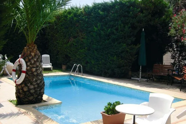 غرفة كومفورت ثلاثية، Adonis Arc Hotel Aix 1/1