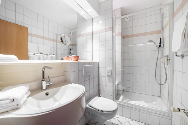 غرفة قياسية بسرير كوين، Landhotel Buller 5/6