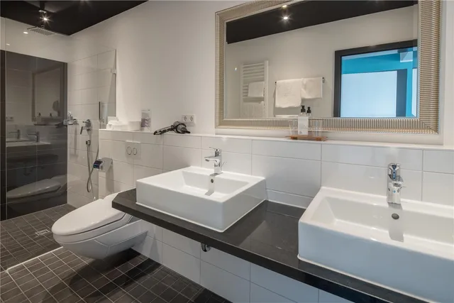 غرفة سوبيريور بسرير مزدوج بشرفة، Best Western Hotel Wuerzburg Sued 3/4