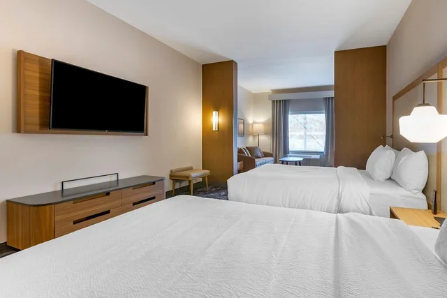 جناح بسريرين كوين مع أريكة، Fairfield by Marriott Inn & Suites Sandusky 1/3