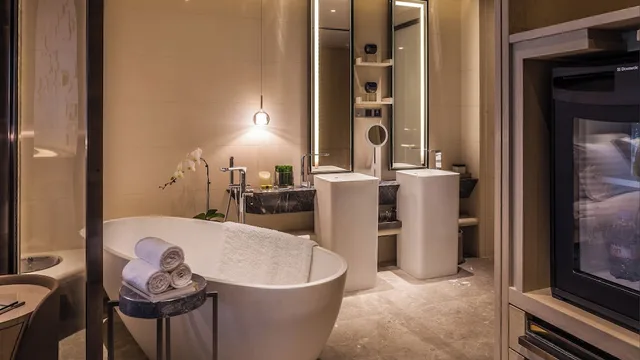 غرفة كلاسيكية بسرير كينج، Intercontinental Beijing Sanlitun 8/8