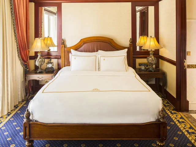 غرفة ديلوكس بسرير مزدوج، The Imperial Hotel 4/6