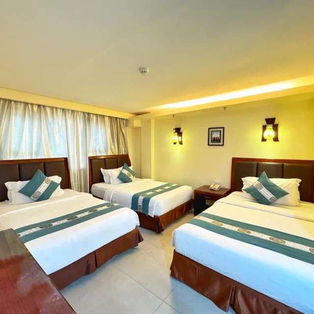 غرفة ثلاثية عائلية، Golden Phoenix Hotel Boracay 3/10