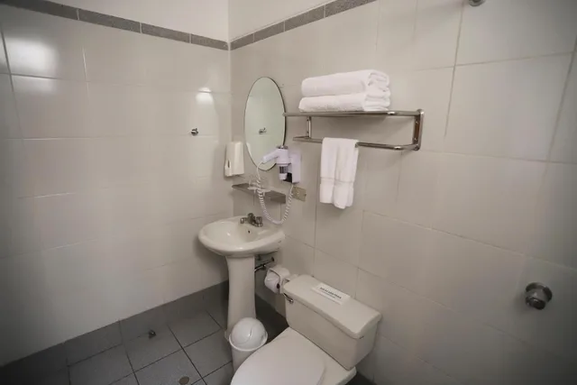 غرفة قياسية ثلاثية، Casa Andina Classic 4/6