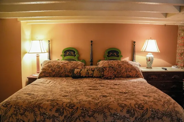 جناح جونيور بسرير كينج بشرفة، The Olivier House Hotel 4/7