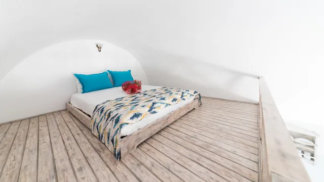 لوفت سوبيريور بسريرين كينج بإطلالة على البحر، Agnadi Villa 5/10