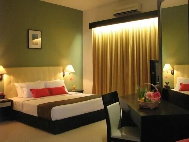 غرفة سوبيريور بسرير كوين، Hotel Seri Malaysia Kepala Batas 2/4
