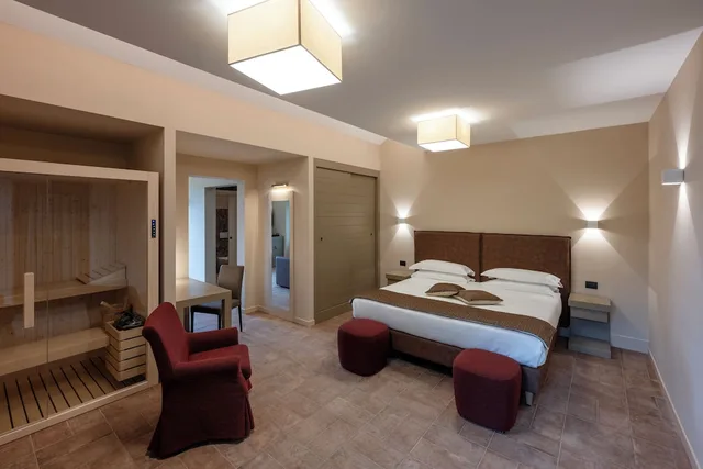 Wellness, Panoramic, Suite, King Bed, Sofa, Annex، Altarocca Wine Resort 2/10