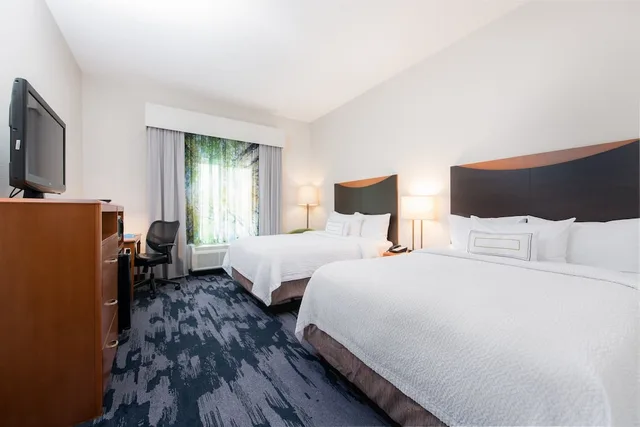 غرفة بسريرين كوين، Fairfield Inn And Suites Brunswick 3/10