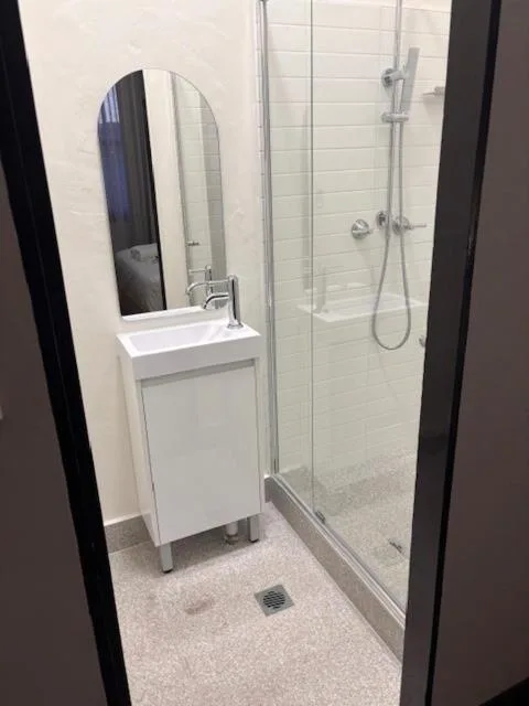 غرفة بسريرين كوين، Strathfield Hotel 7/10